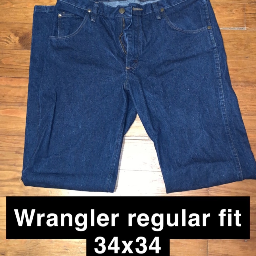 Regular fit men’s wranglers